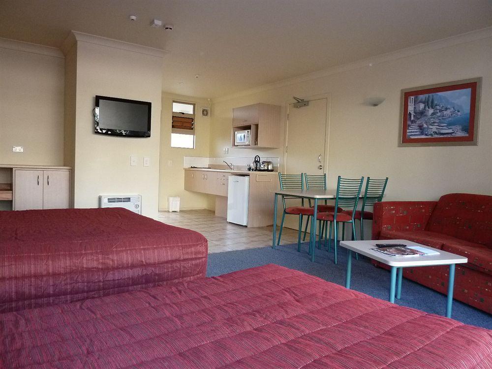 Raglan Sunset Motel&Conference Venue Esterno foto