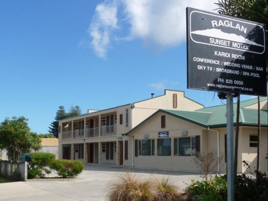 Raglan Sunset Motel&Conference Venue Esterno foto