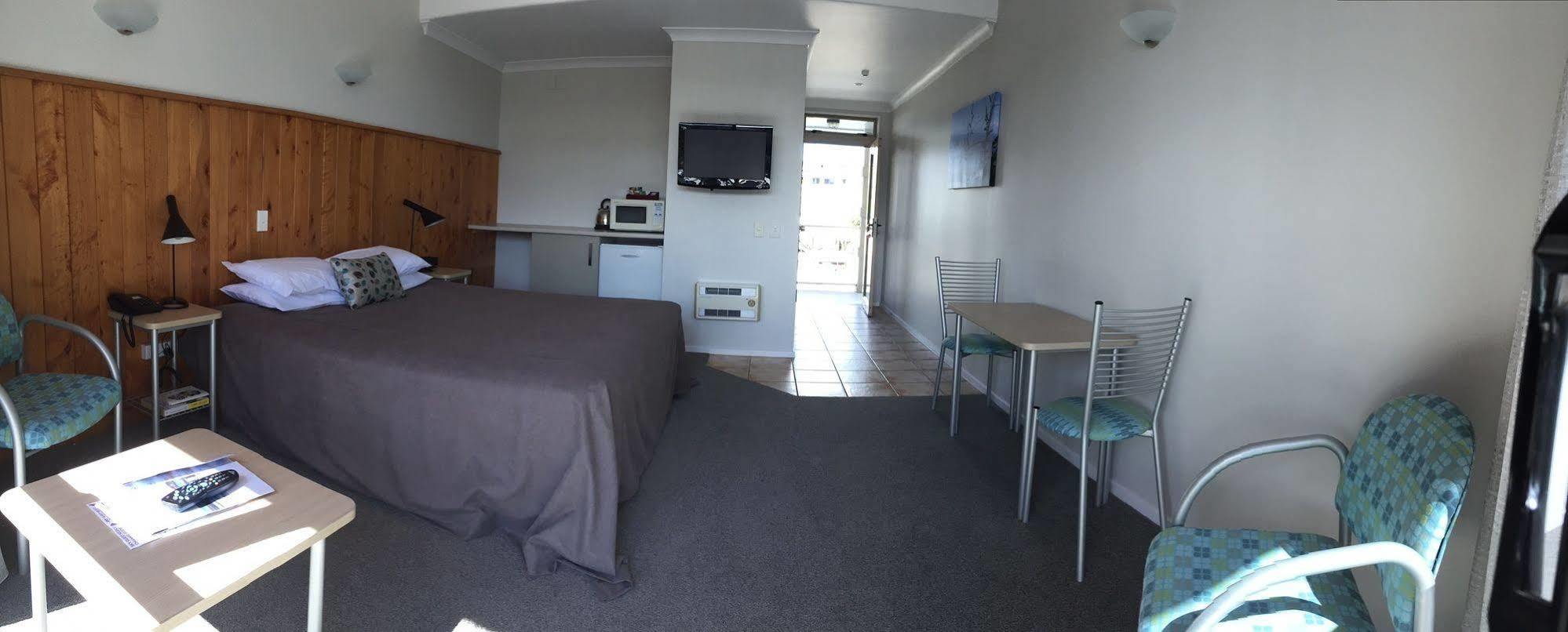 Raglan Sunset Motel&Conference Venue Esterno foto